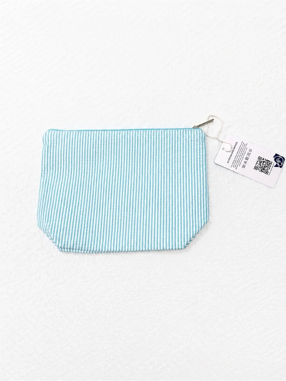YOOLIFE Seersucker Initial “K” Cosmetic / Makeup Bag – Aqua Stripe NWT